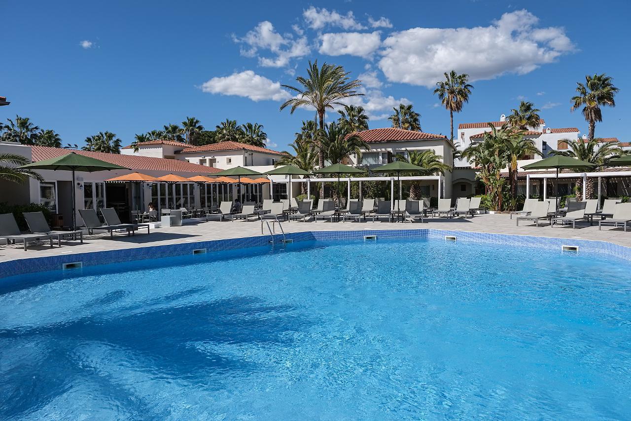 Oassium Hotel At Estival Park Ла Пинеда Екстериор снимка